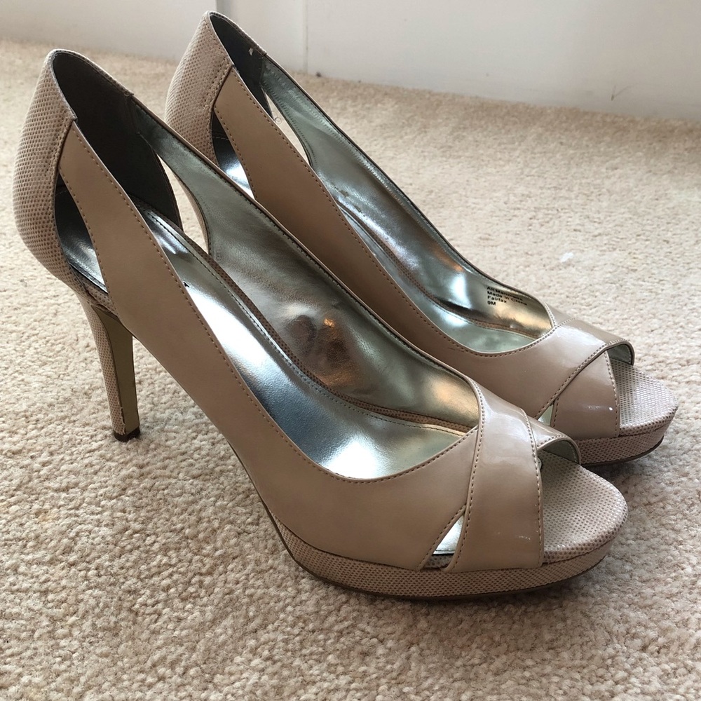 Tan Alfani Heels